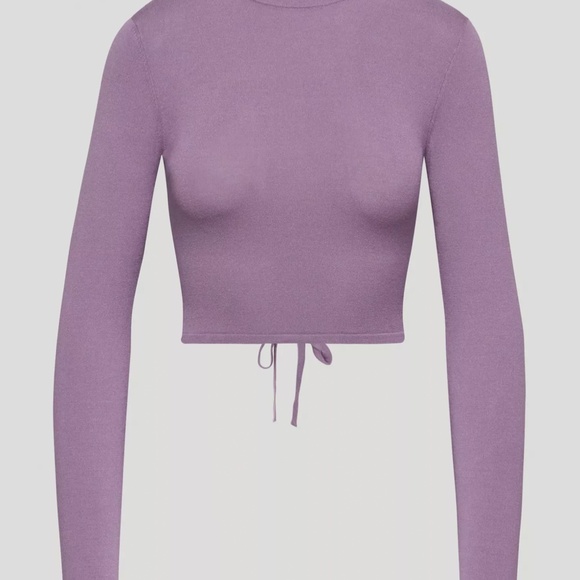 Aritzia ELLIE SWEATER XS - Picture 1 of 4